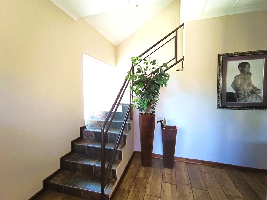 4 Bedroom Property for Sale in Pentagon Park Free State